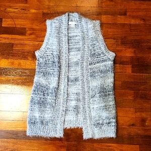 🍁Christopher and Banks White and Grey Fuzzy Open Front Sleeveless Sweater